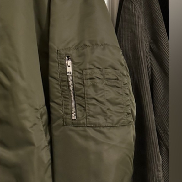 H&M Bomber jacket - Picture 4 of 11